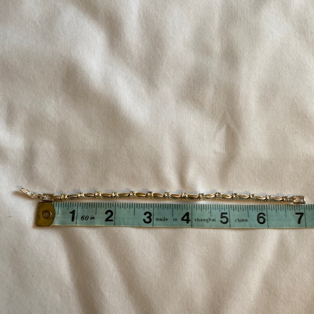 Avon Silver Tone Bracelet